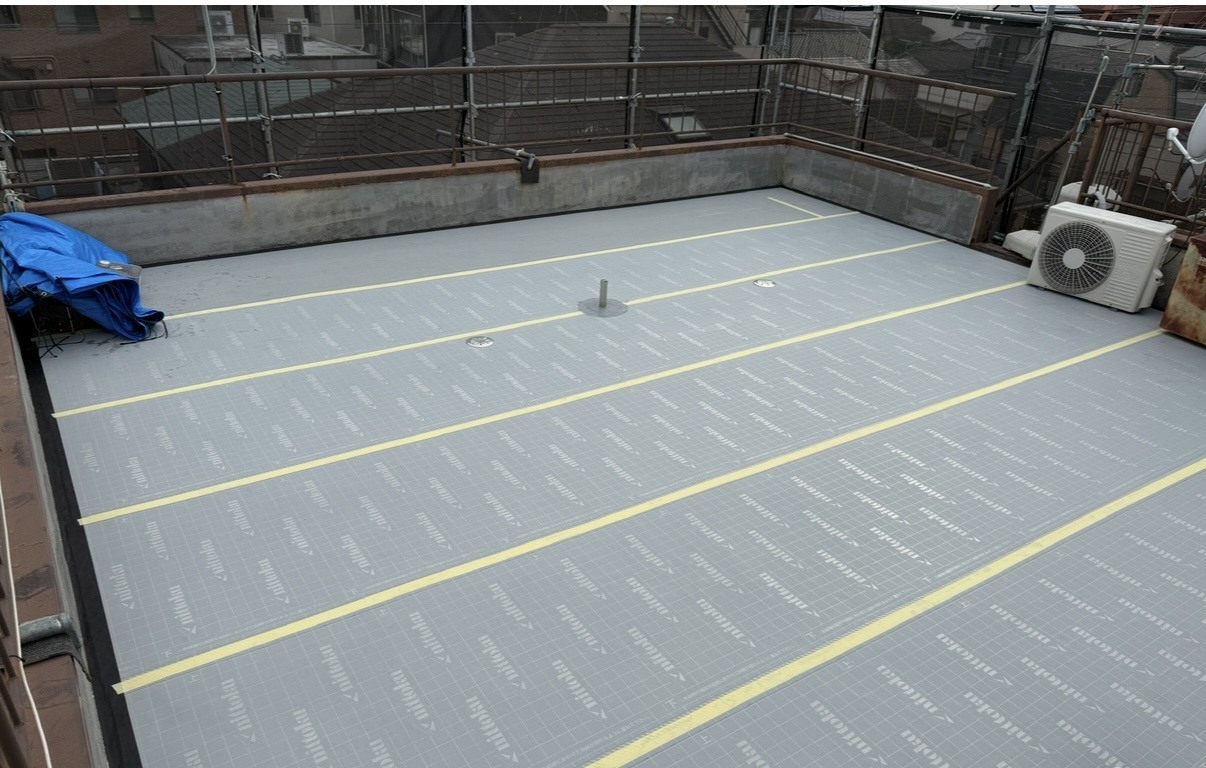 屋上通気緩衝工法の画像